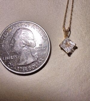 Elegant 10k solid Gold and diamond Pendant Necklace